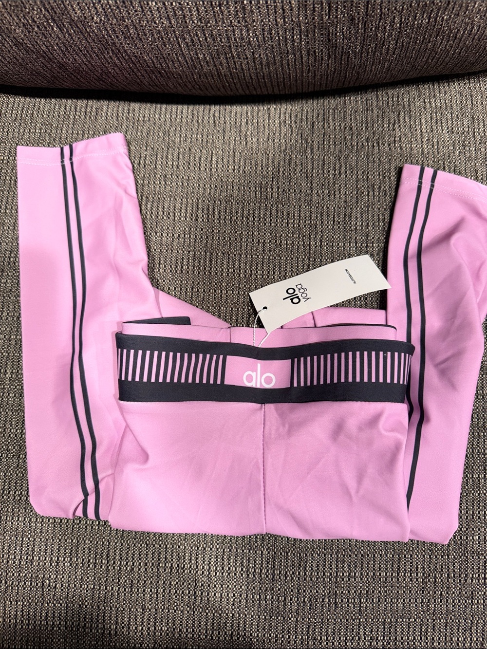 ALO Yoga Performance Leggings - Purple and Black